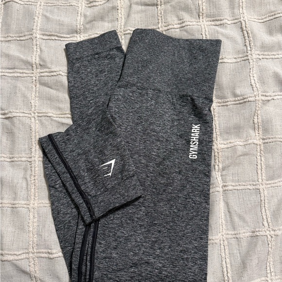 Gymshark Charcoal Gray Leggings - Picture 1 of 3